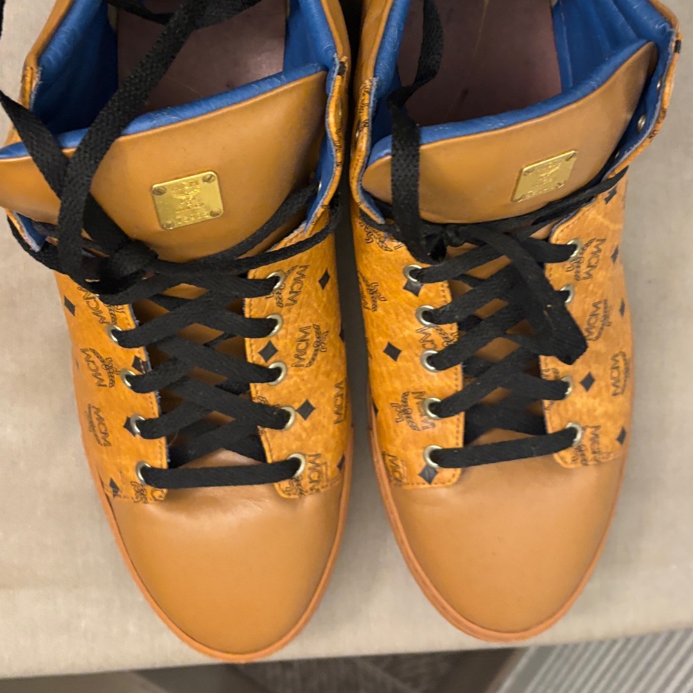 MCM Men's Tan and Black Sneakers